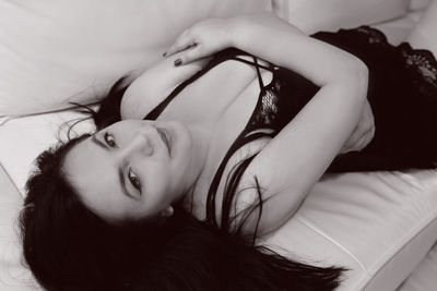 Xenia Reds - Escort Girl from Palmdale California