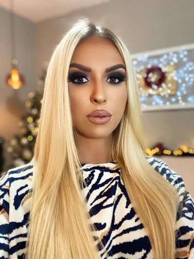 Lesbian Escort in Ontario California