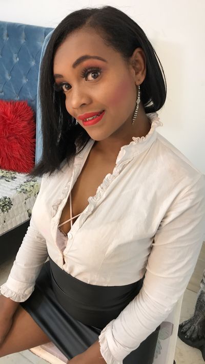 Redhead Escort in Macon Georgia