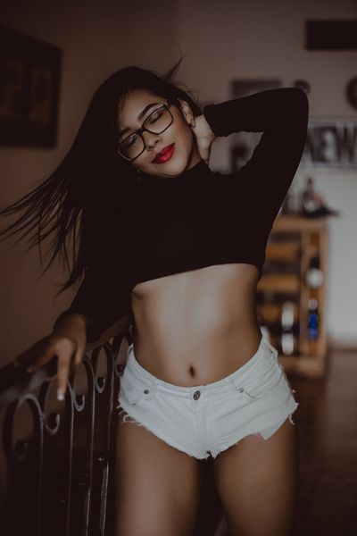 Pacific Islander Escort in Hollywood Florida