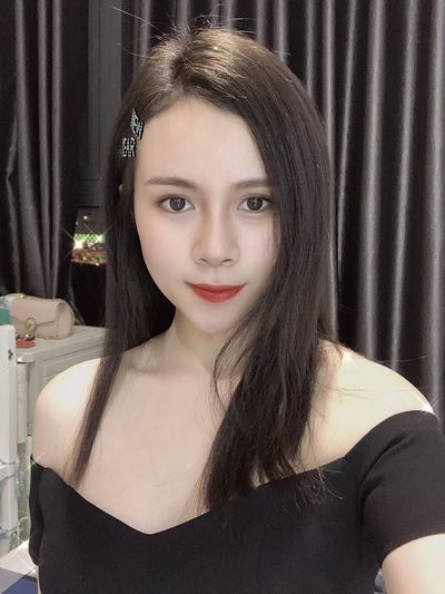 Petite Escort in Cleveland Ohio
