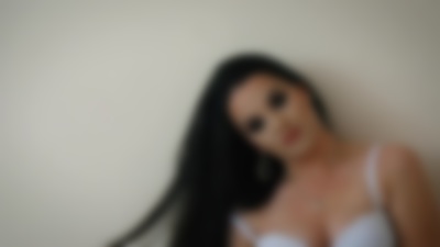 Redhead Escort in Cary North Carolina