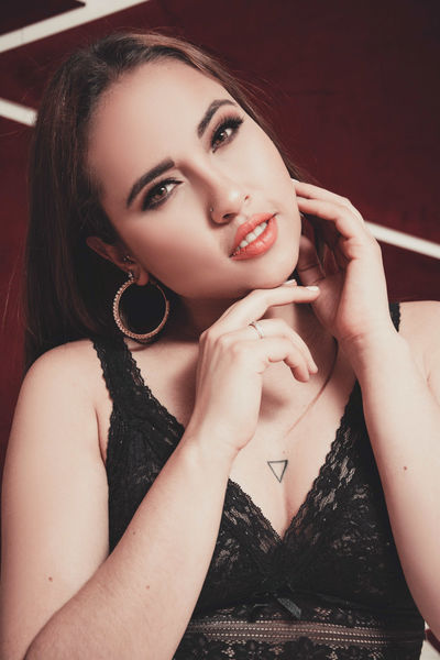 Amarys Amary - Escort Girl from Evansville Indiana