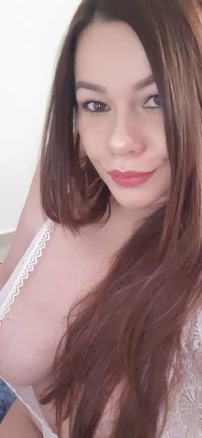 Bess Jones - Escort Girl from West Valley City Utah