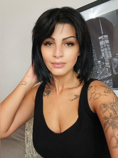 Tania Helms - Escort Girl from Riverside California