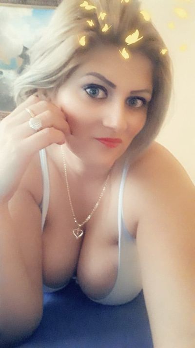 For Couples Escort in Rochester Minnesota