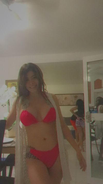 Redhead Escort in Fullerton California