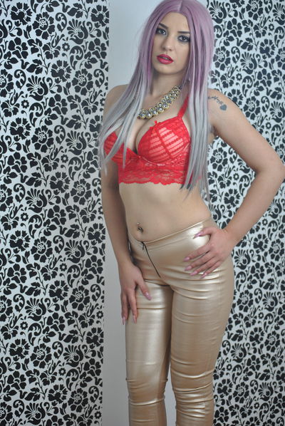 Eileen Mitchell - Escort Girl from Irvine California