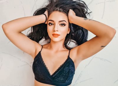 Deborah Chew - Escort Girl from Lexington Kentucky