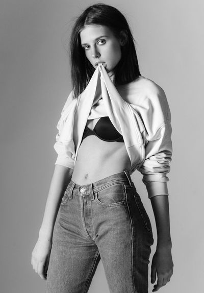 Arlene Nguyen - Escort Girl from Edinburg Texas