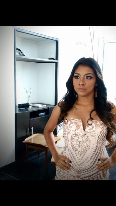 Petite Escort in Fontana California