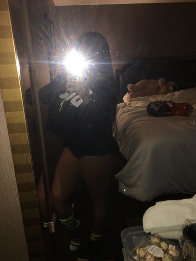 secretwifelife - Escort Girl from Vista California