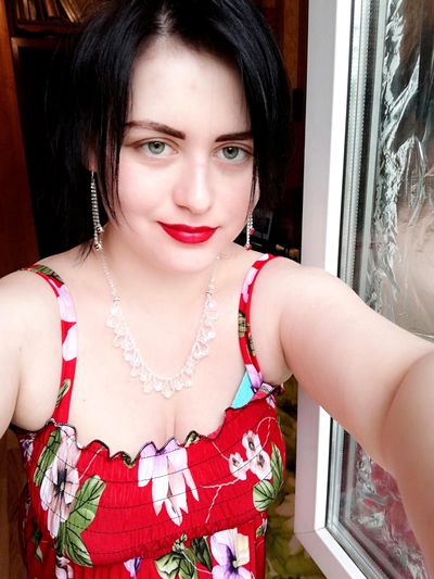 Caucasian Escort in Manchester New Hampshire