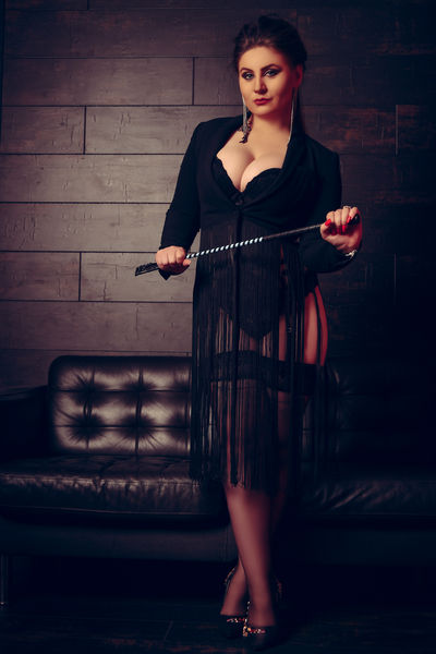 Available Now Escort in Elk Grove California