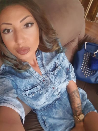 Flirty Flora - Escort Girl from Orlando Florida