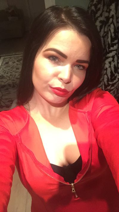 Lau Gonsalez - Escort Girl from Oxnard California