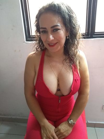 Pacific Islander Escort in El Paso Texas