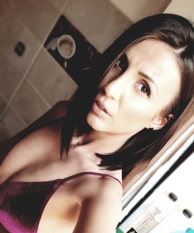 Redhead Escort in Wilmington North Carolina