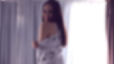 Kim Malie - Escort Girl from Pearland Texas