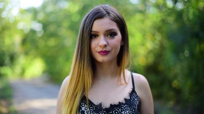 Redhead Escort in Broken Arrow Oklahoma