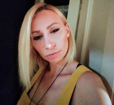 Visiting Escort in Costa Mesa California