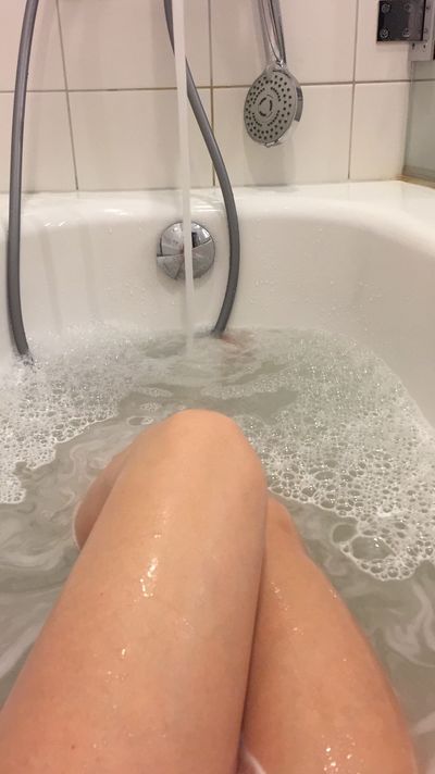 Redhead Escort in Clovis California