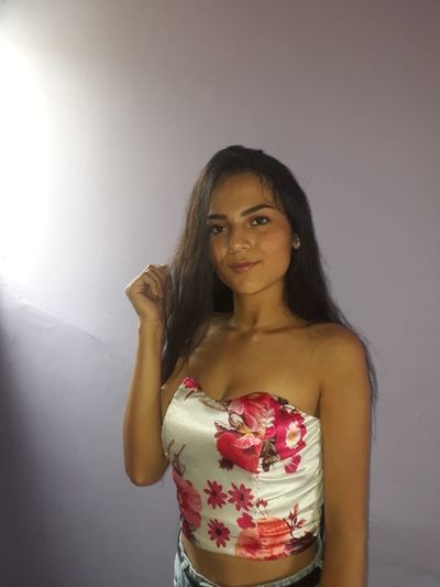 Foxy Giulia - Escort Girl from Renton Washington