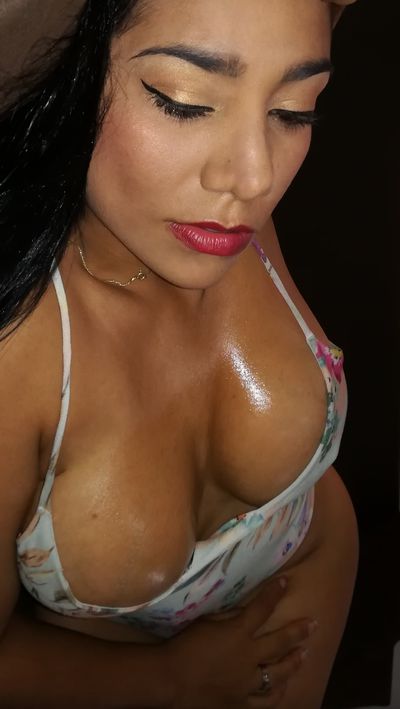 Native American Escort in Naperville Illinois