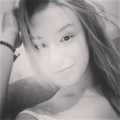 Fluturash - Escort Girl from Memphis Tennessee