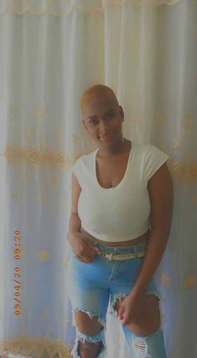 Amanda Paw - Escort Girl from Palmdale California