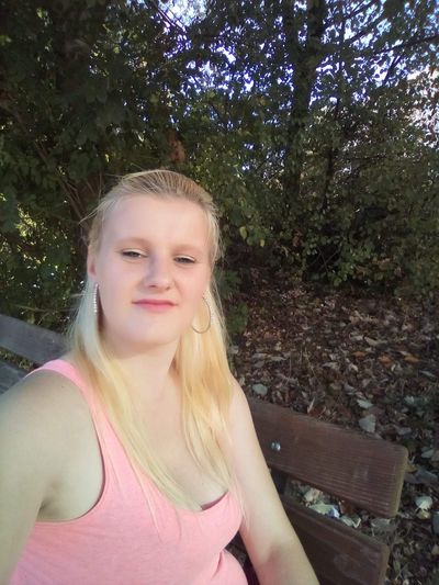 Blonde Escort in Durham North Carolina