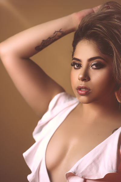 Effie Quinn - Escort Girl from Grand Rapids Michigan
