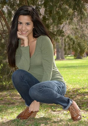 Ample-breasted model Dylan Ryder gets her shaved cunt nailed outdoor