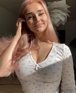 Wendy Carrillo - Baby New York, USA