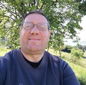 James Valenzuela - Daddy York, United Kingdom